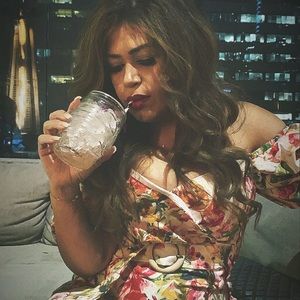 Modern 80’s style dress